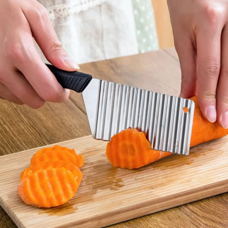 Stainless Steel Potato Chip Slicer Crinkle Wavy Cutter Vegetable Fruit Chopper French Fries Maker Tool for Kitchen