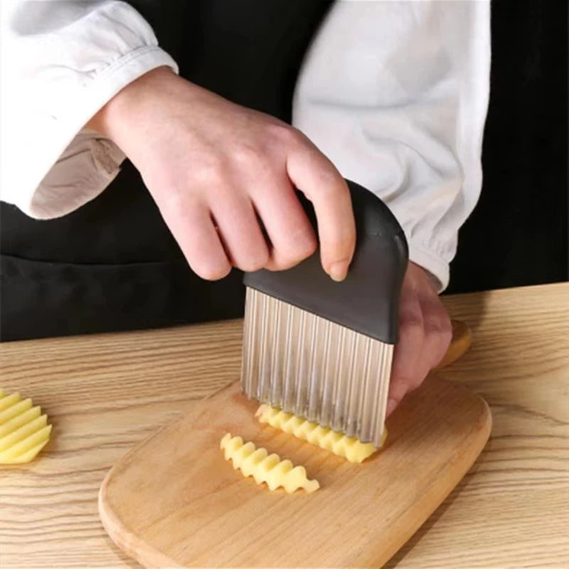 Stainless Steel Potato Chip Slicer Crinkle Wavy Cutter Vegetable Fruit Chopper French Fries Maker Tool for Kitchen